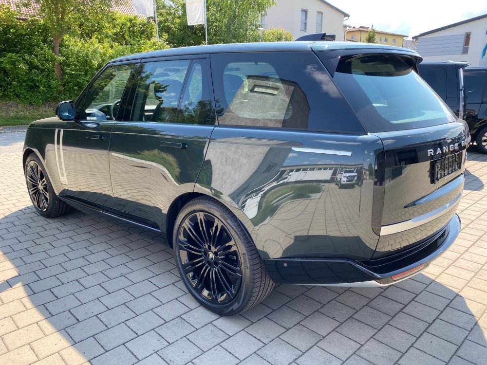 Land Rover Range Rover D350 First Edition