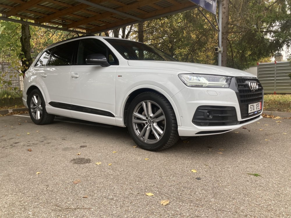Audi Q7 4M S-line